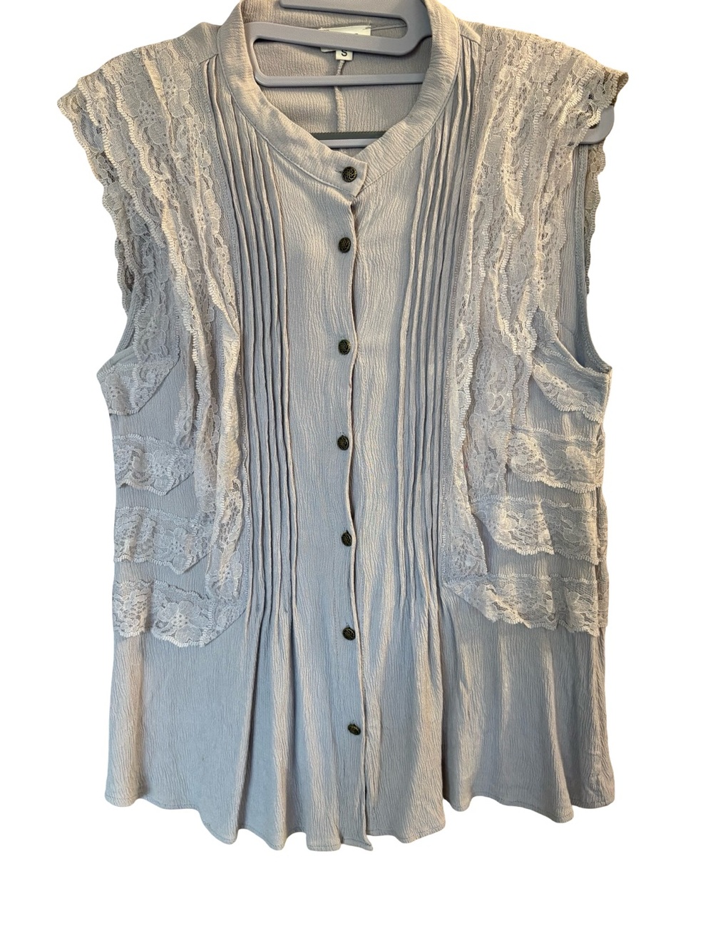 POL Sleeveless Lace-Trim Button Front Top - Light Gray